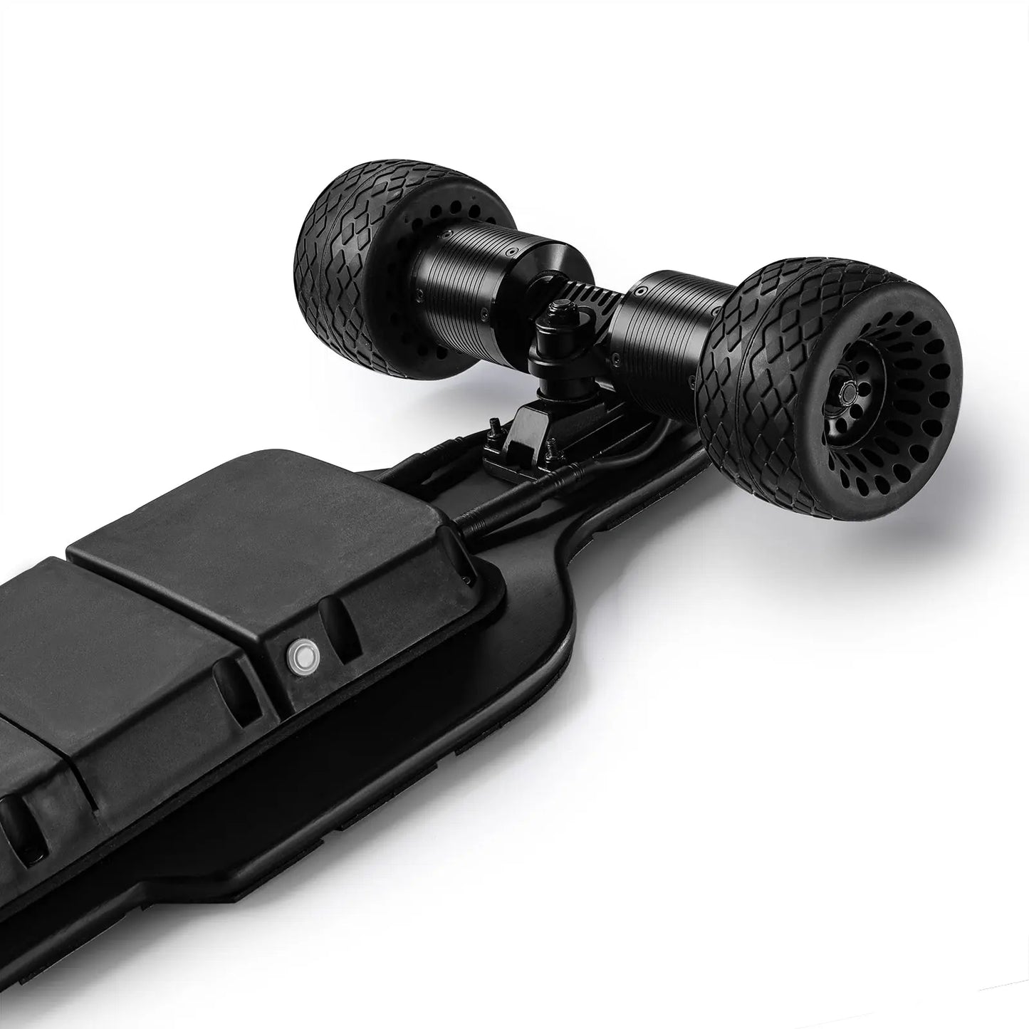 High-speed electric skateboard with 52km range