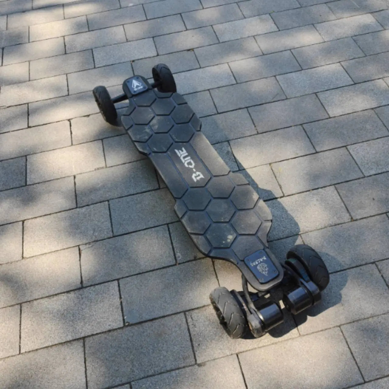 Balrog Cross Electric Skateboard Boneeboard