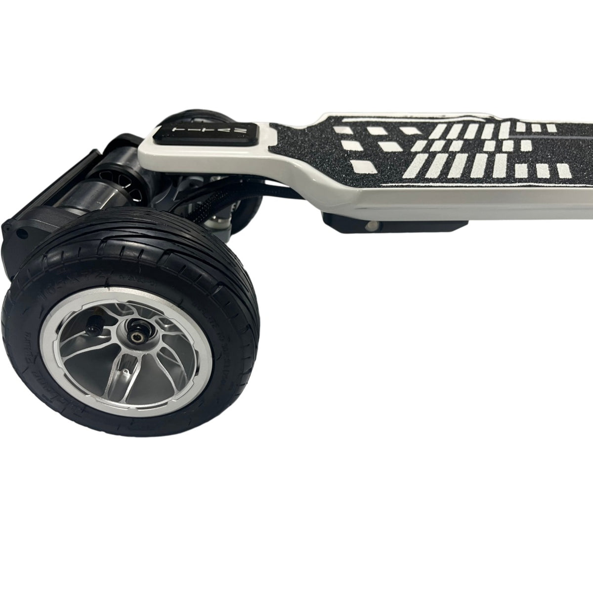Titan PRO Electric Skateboard Boneeboard