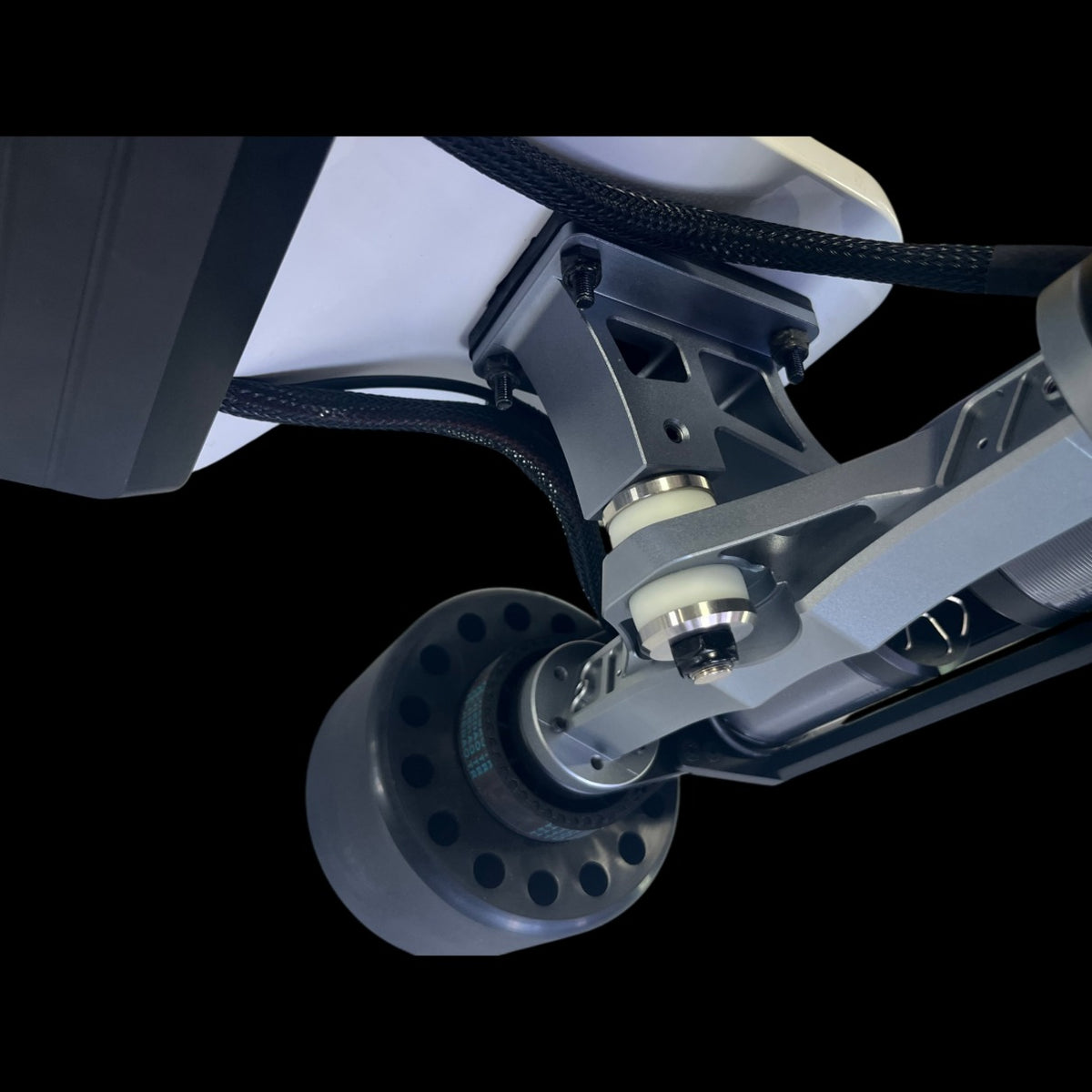 Titan PRO Electric Skateboard Boneeboard