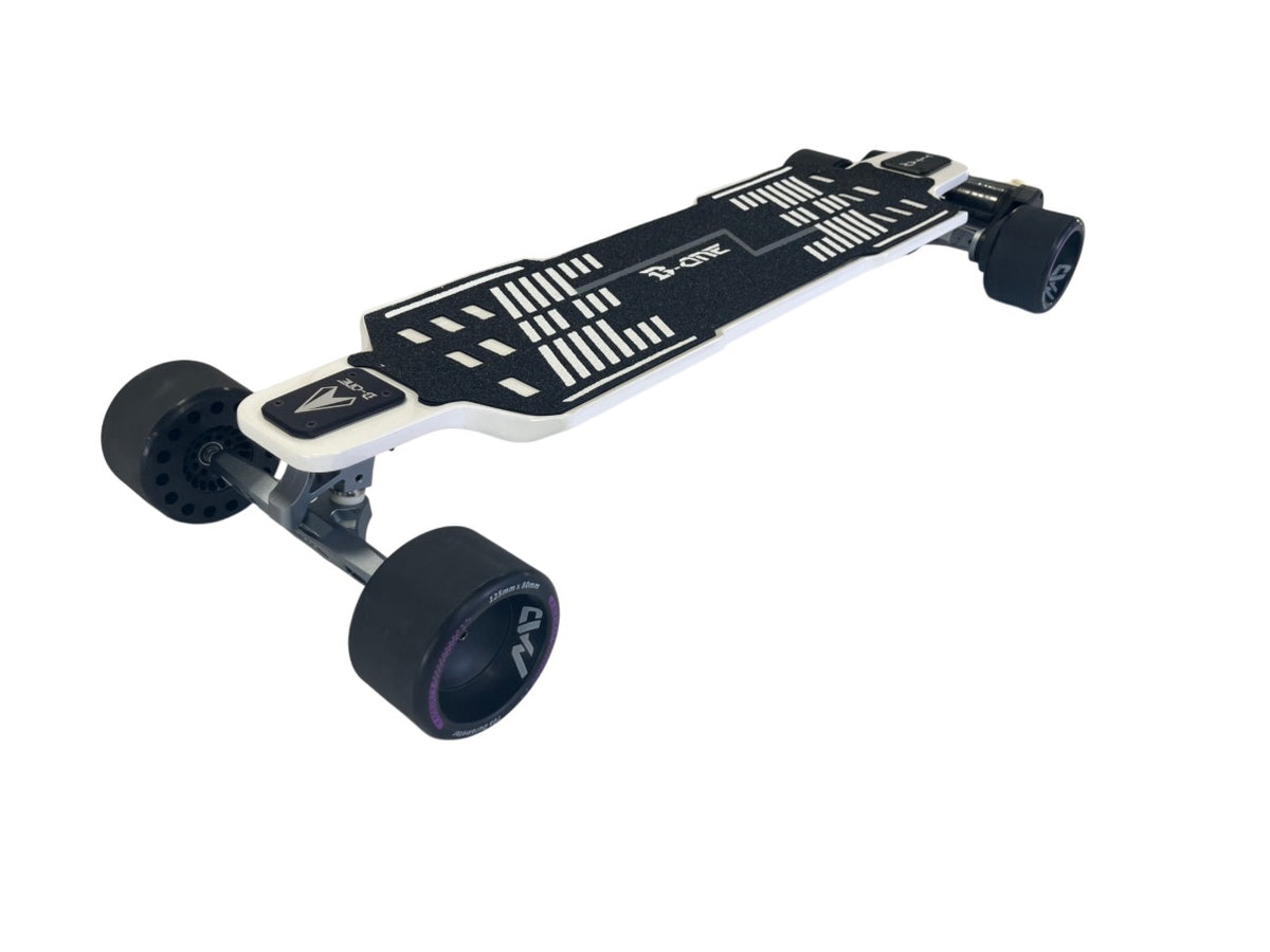 Titan PRO Electric Skateboard Boneeboard